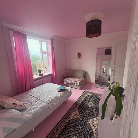 Book Entire 3br In דירה *